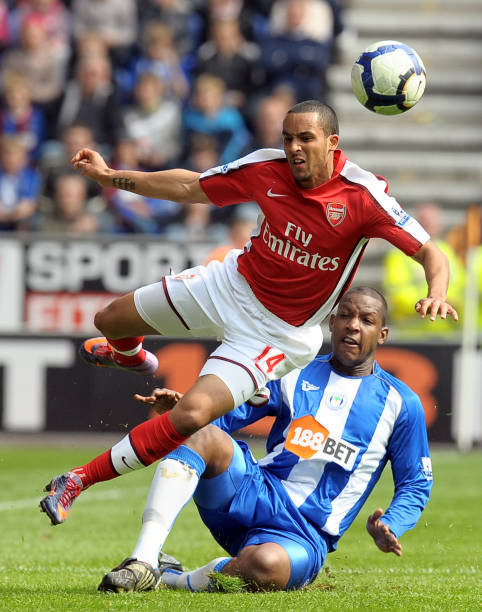 不断施压对 不断施压对