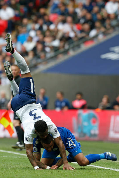 重返比赛的 重返比赛的