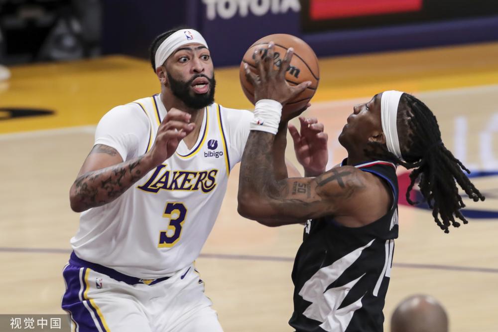 更是对篮球 更是对篮球